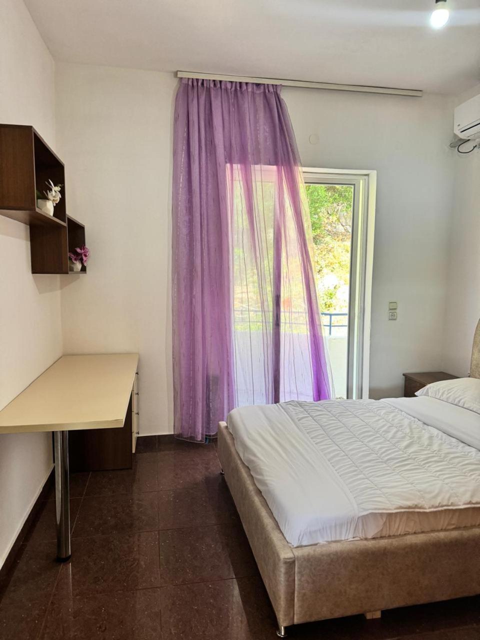 Beachfront Apartment Himarë Exteriér fotografie