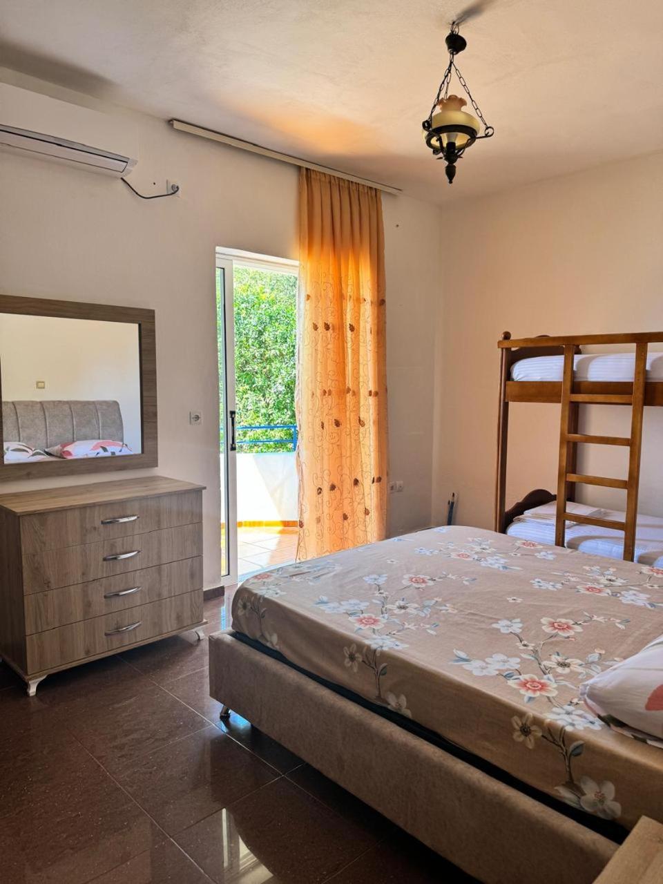 Beachfront Apartment Himarë Exteriér fotografie