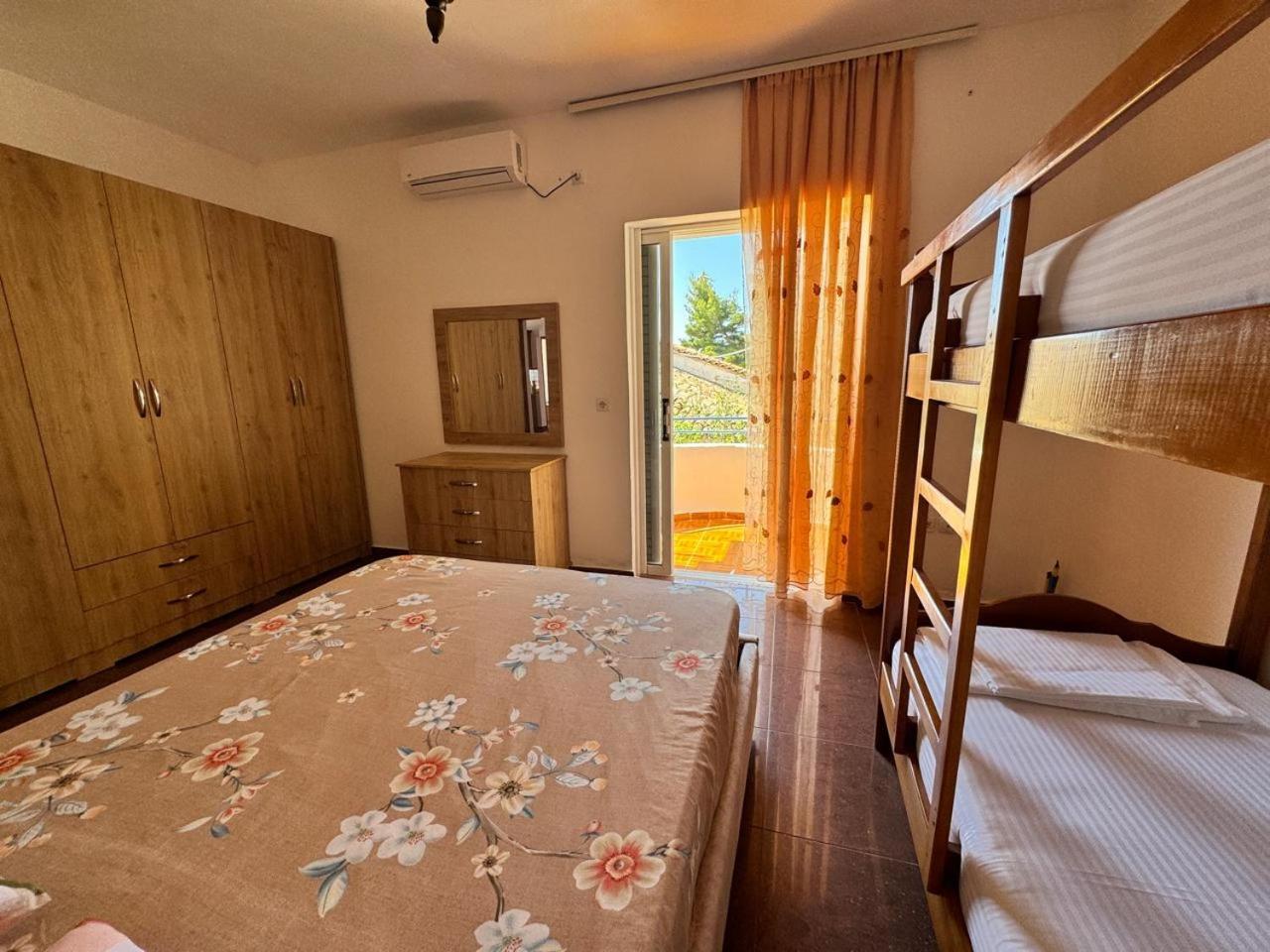 Beachfront Apartment Himarë Exteriér fotografie