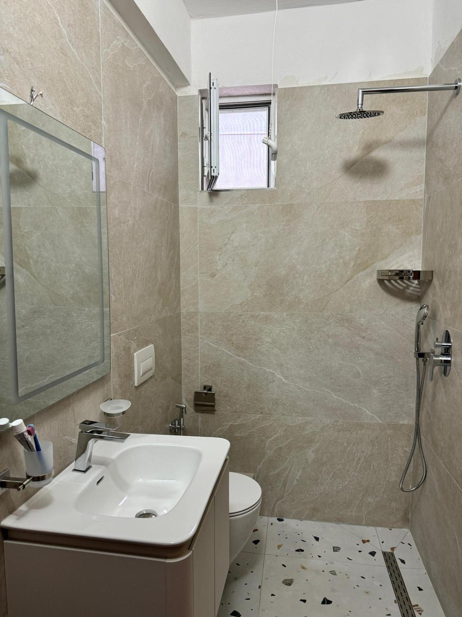 Beachfront Apartment Himarë Exteriér fotografie