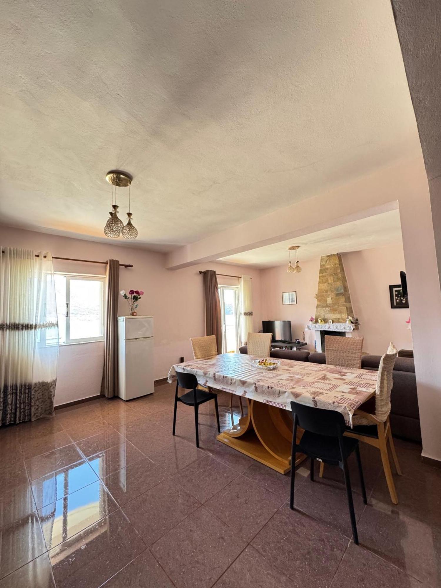 Beachfront Apartment Himarë Exteriér fotografie